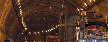 崇德隧道內砂石車與小客車擦撞 事故已排除恢復通行