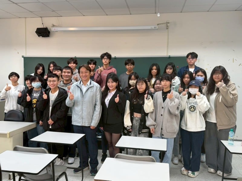 魏嘉賢赴東華大學公共行政研究所分享實務經驗