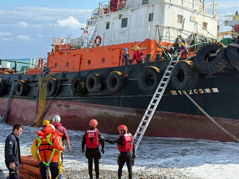 中鋼巴拿馬籍貨輪安全完成脫淺