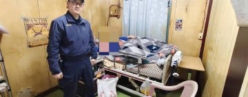 鳳警結合弘德志業協會 發放物資關懷西林部落低收入戶家庭、生病臥床民眾