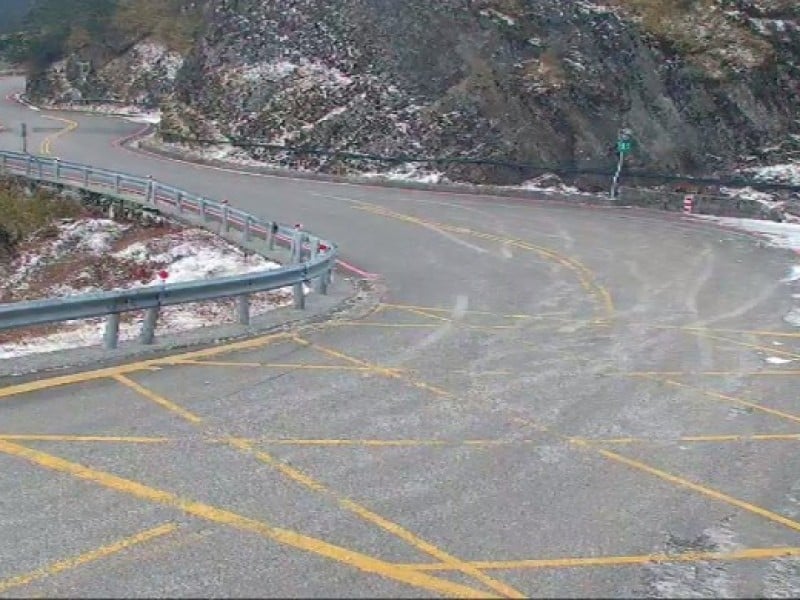高山持續冰點下 台14甲線翠峰至大禹嶺及中橫107k-110k今17:00再度封閉