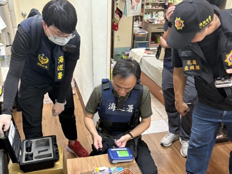 男子擁槍 海巡聯合警方攻堅