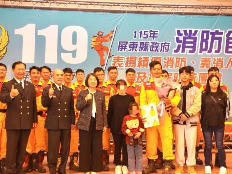 光復洪災獲救女童小沂親到屏東感謝恩人