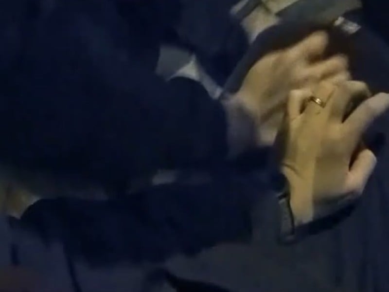 酒吧口角糾紛引衝突 花警即時控制現場依法查辦