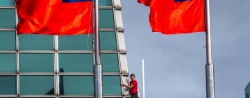 極限挑戰震撼全球 艾力克斯‧霍諾德赤手登頂台北101 成功