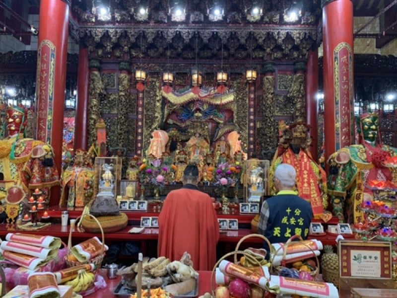 「馬到十分・皆得成功」臺鐵祈願加持限量禮盒