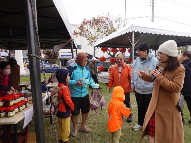 旺來不棄養X馬年環保跳蚤市集昨登場