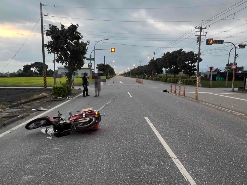 知卡宣大道今凌晨女騎士左轉 被小客車撞上不治