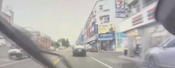 警開道「壅車50分鐘變10分鐘」抵醫院 ! 61歲男部落春節聚會 疑心臟病發妻急駕車