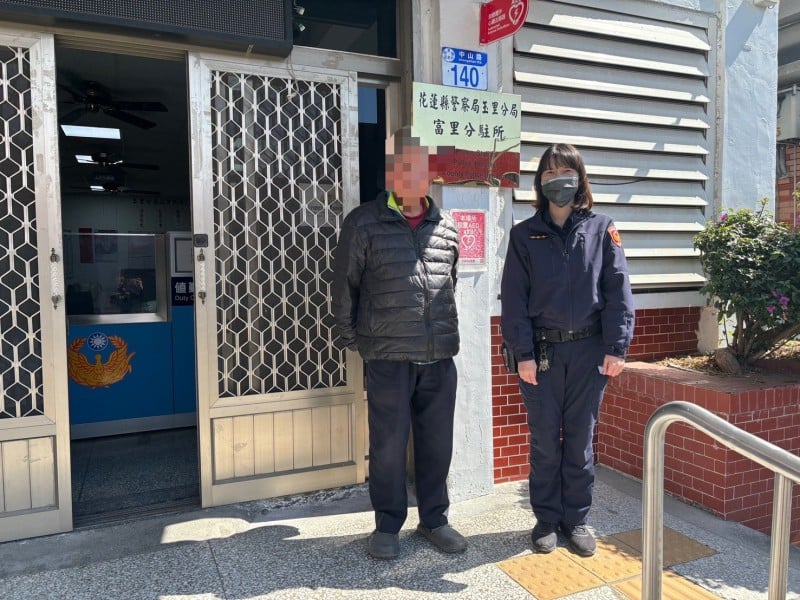 老翁急稱帳戶疑遭盜領 ! 玉警立即調閱監視器