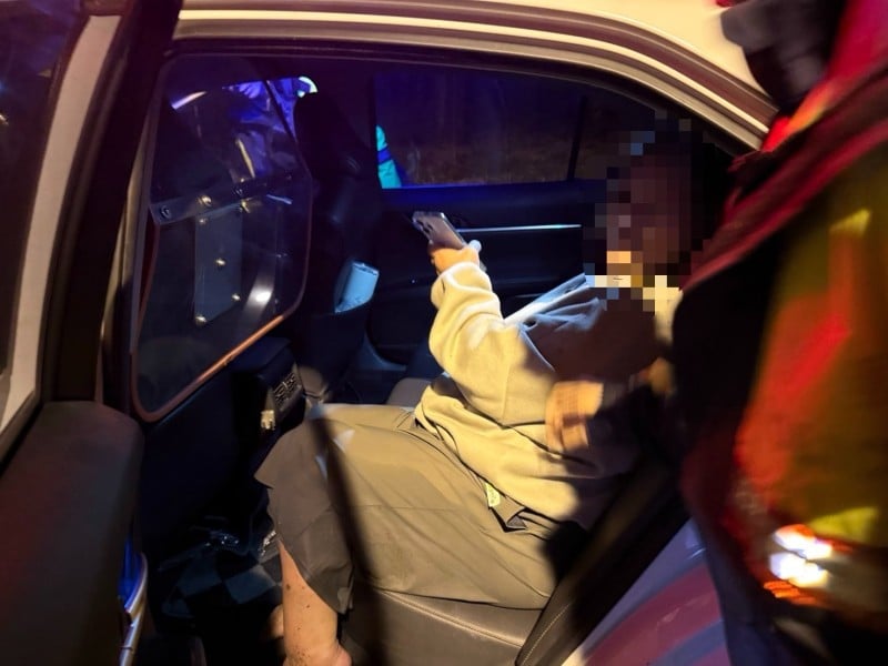 深夜赤腳迷途　新城警暖心護送婦人平安返家