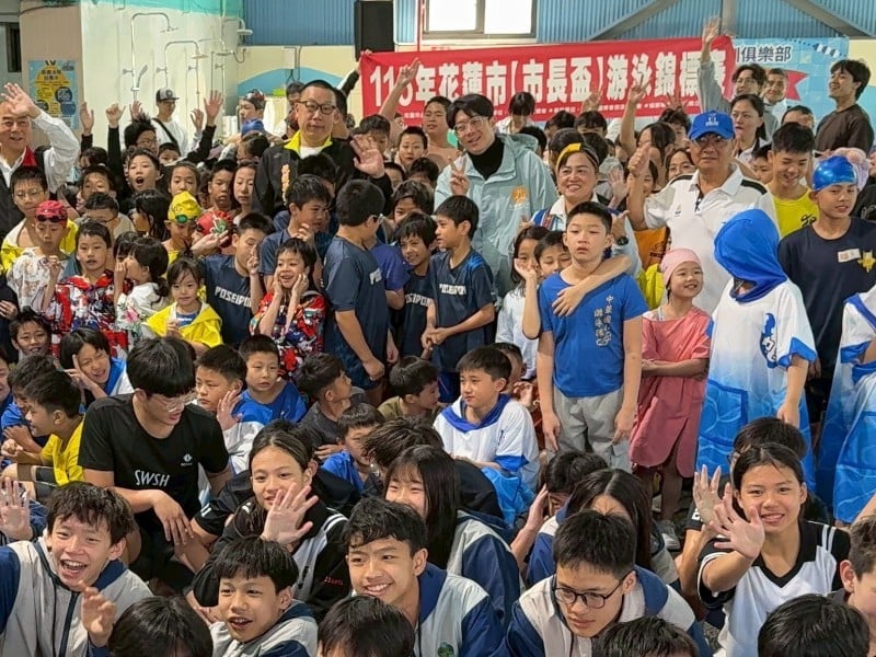 市長盃游泳錦標賽登場