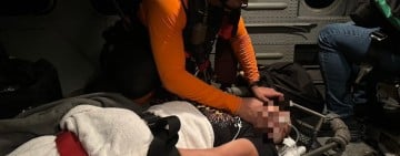 台籍遊客郵輪上中風 花蓮黑鷹暗夜馳援救出