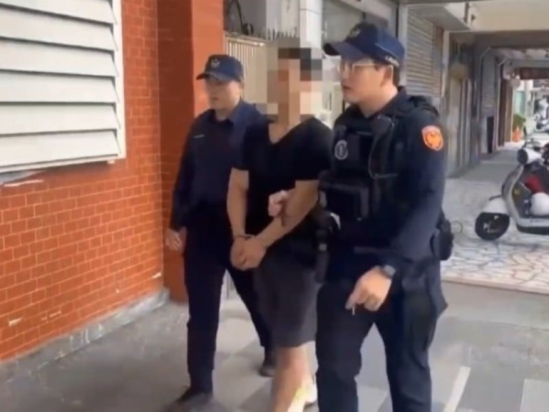 竊賊深夜砸破車窗闖入工地行竊