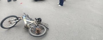 單車與機車相撞 單車騎士重傷送醫