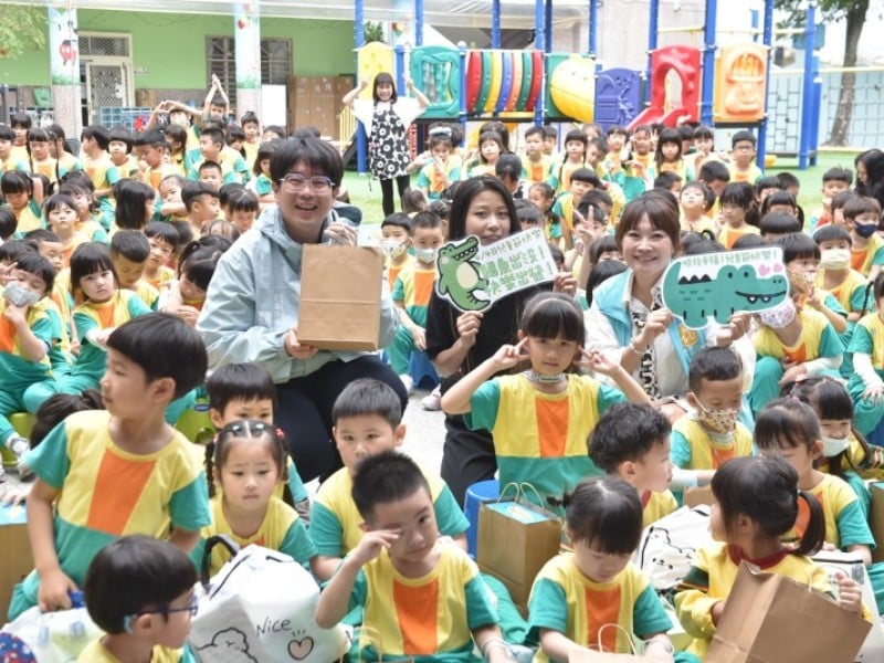 沙西米與鱷鄰居驚喜現身 與花蓮市幼歡慶兒童節