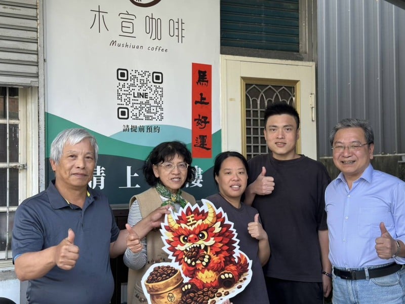 從上海白領到花蓮咖啡職人 陳宣儒以「循環農業」點亮吉安太昌山腳