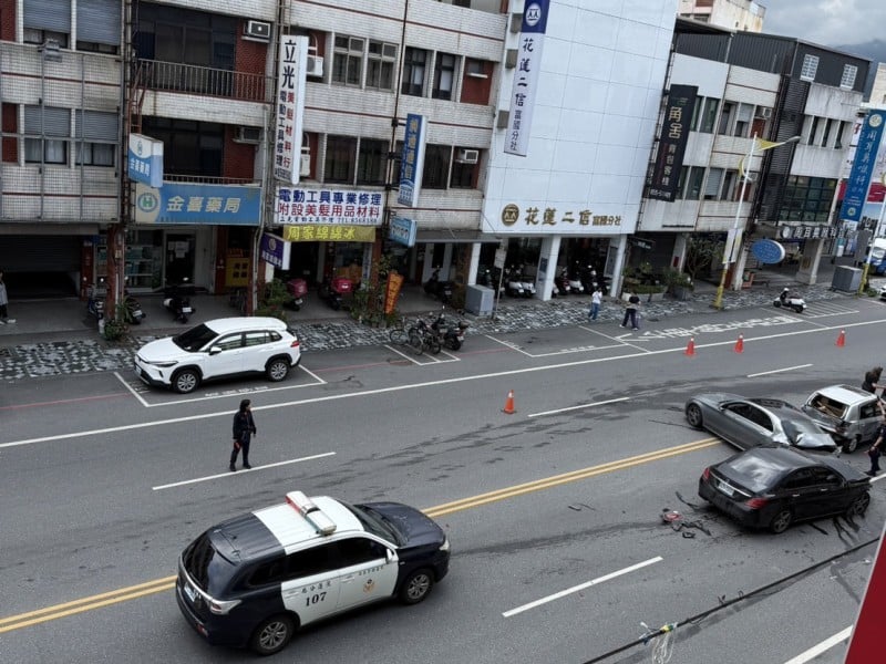 花蓮中山地下道傳連環撞　現場一度混亂警消急馳援
