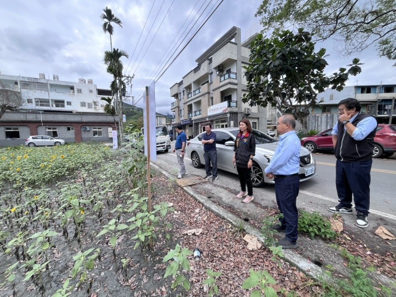 縣府、中央與農會協助馬太鞍溪災區農友恢復生產
