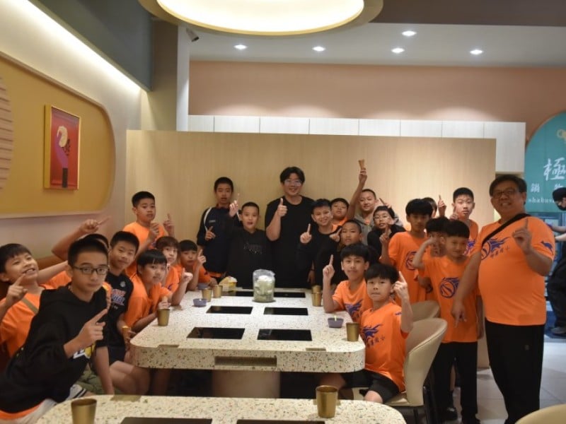 明廉國小勇奪「EBC全國小學籃球錦標賽」冠軍