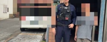 男子體力不支躺在路旁 暖警護送助返家