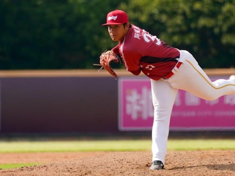 市區PUB喝到天亮「無照酒駕」肇事 ! 樂天桃猿中止投手李育朋契約