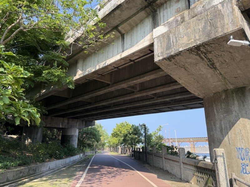 因應花蓮港20號橋拆除工程　兩潭自行車道部分路段(鄰近海岸路與忠義二街交叉口)5月20日起封閉　