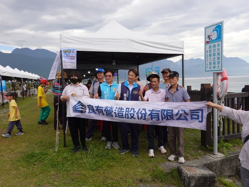 逐浪淨灘結合舊愛好物市集