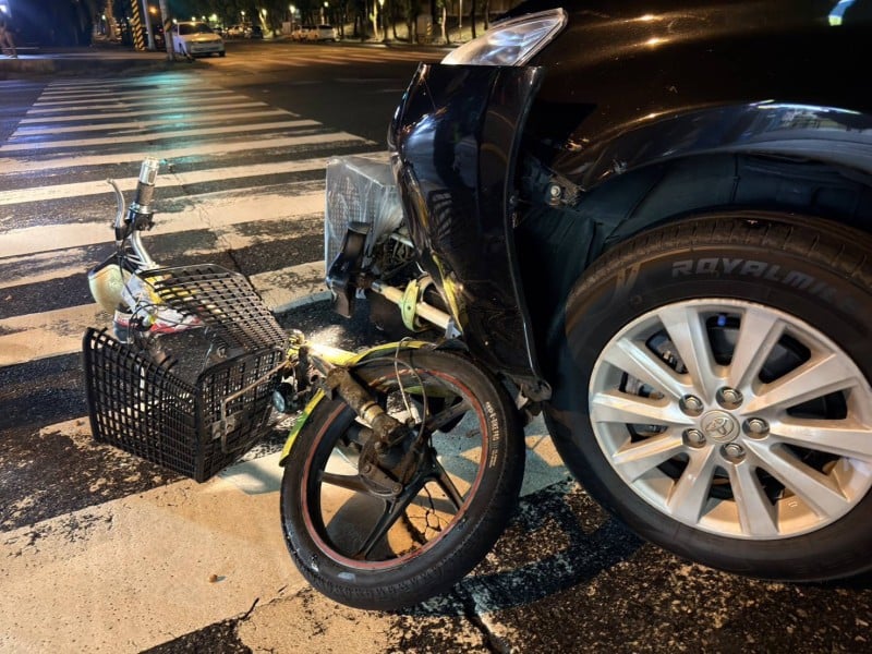 小客車左轉撞擊電輔車 77歲婦人骨折、頭部受創 重傷搶救不治