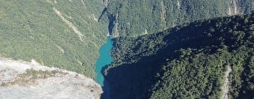 萬里溪堰塞湖水位上升無明顯滲流
