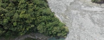 萬里溪堰塞湖降為黃色警戒