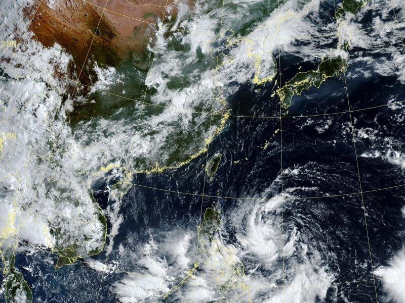 颱風「紅霞」即將生成 ! 花東、恆春半島 慎防局部大雨