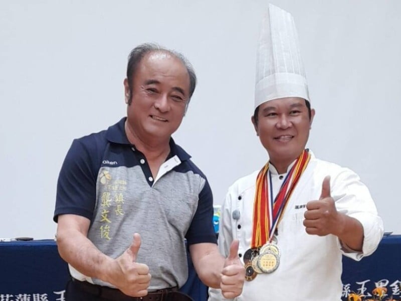 料理達人溫國智用玉里在地食材 巧手演繹金針櫻桃鴨湯與櫻桃鴨炊飯