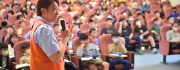 魏嘉賢：評估廢除學力測驗 回歸學習輔助檢測