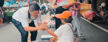 林宗昆勤走傳統市場拜票 ! 傾聽攤商需求 拚改善經營條件