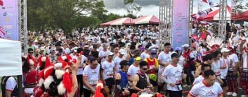 金色花海沸騰了！逾2,400名跑者勇闖「六十石山超半程馬拉松」江東成: 打造富里運動觀光品牌