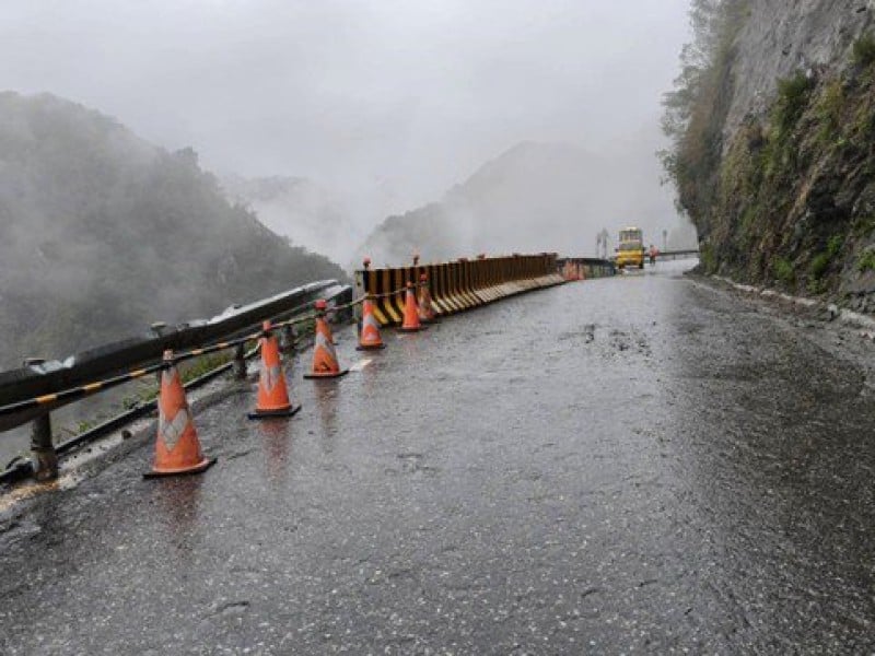 中橫台8線豁然亭路段9月24日起調整交管　每日5時段放行、其餘時間施工管制