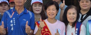 游淑貞再進新城緊握鄉親雙手！廟埕為起點，串聯信仰、觀光 擘劃美好生活