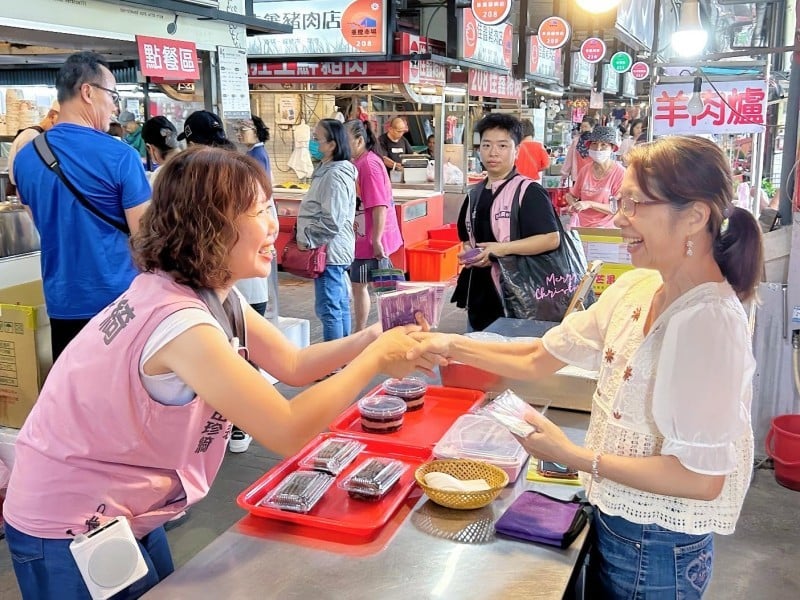 田珍綺提商圈人潮再現及市場轉型政見