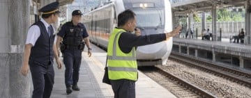 花蓮站男子疑冒充鐵路人員　   鐵警追查身分
