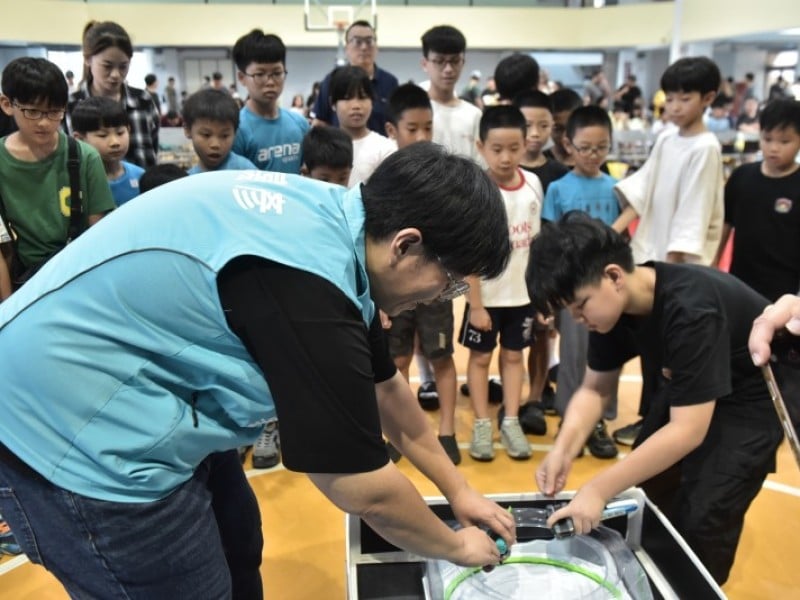 第二屆名人賽X霖仔盃戰鬥陀螺賽近千人參與