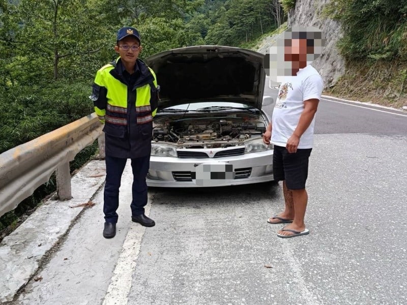 合歡山車輛漏水受困　新城警熱心協助平安下山