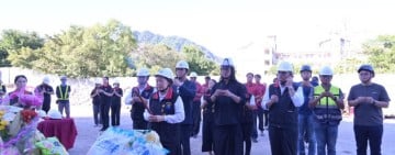 消防局水璉分隊廳舍新建工程昨上梁 預計12月完工