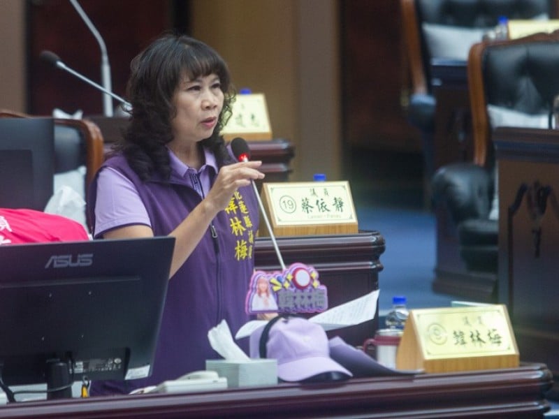 韓林梅總質詢緊盯農業設施新規 要求縣府立即修正資格限制