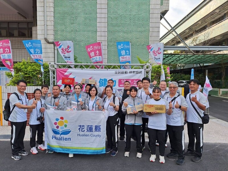 全民運001_018627b165494443.jpg