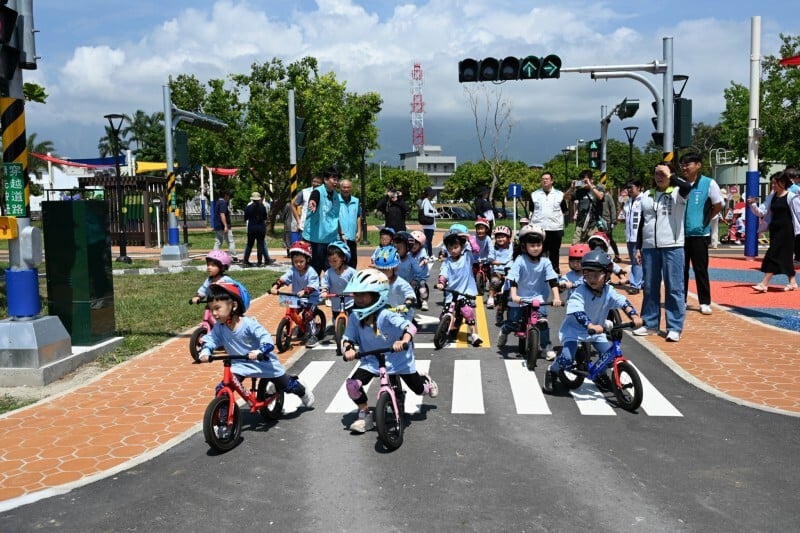 AA-0814084013660_fd211bd23d773f12.jpg