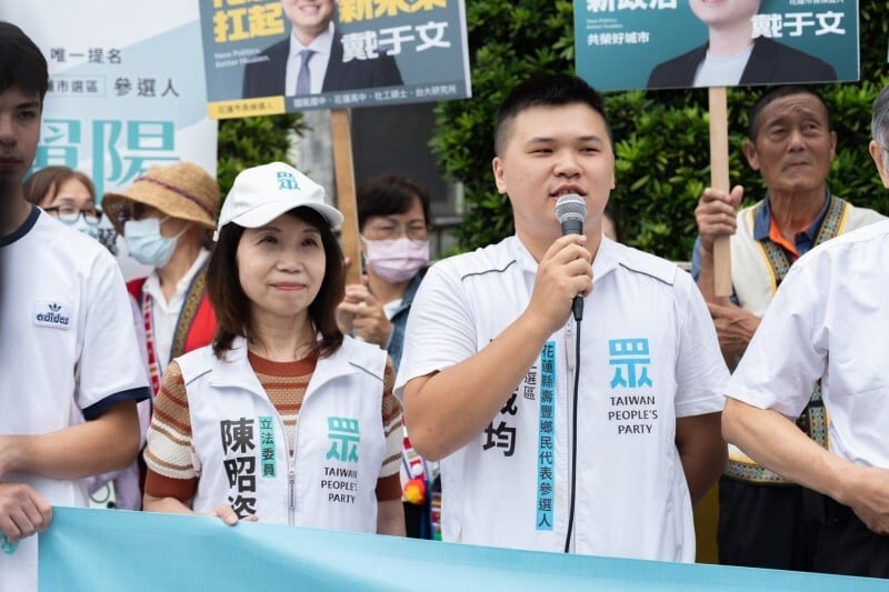 AA-0903153756246_6c29dbd3bc8fdcd3.jpg