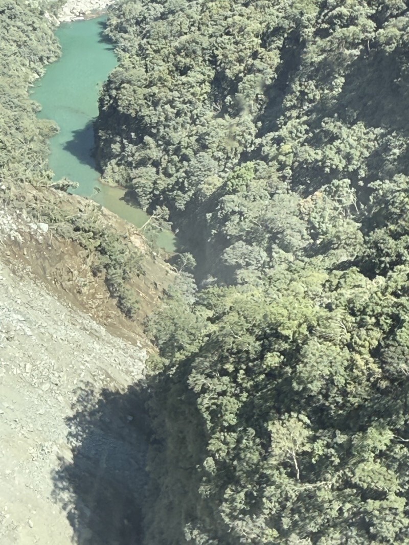 AA-0622135523570_a00a3.jpg