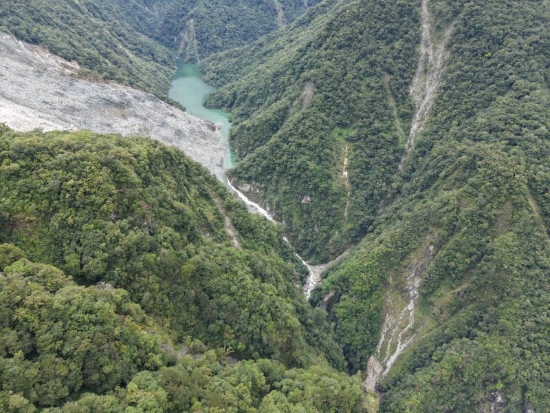 AA-0727141216775_72c4a.jpg