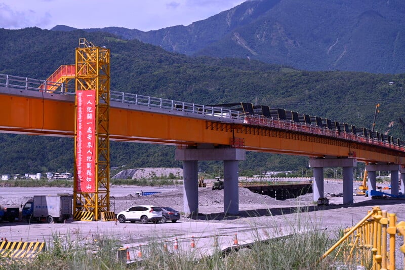 499007_48188.jpg